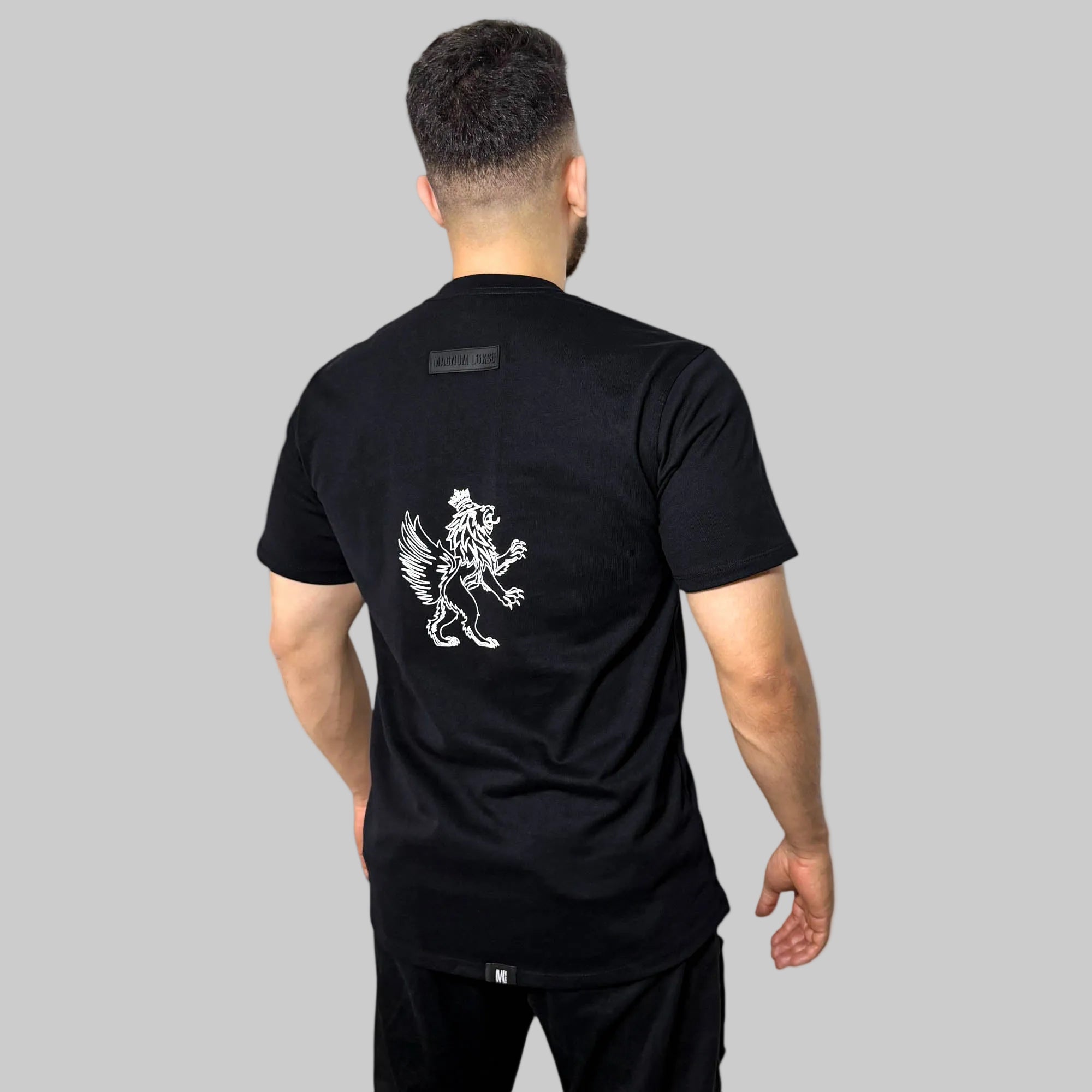 BIG MAGNUM ROYALTY T-SHIRT BLACK Imagen secundaria del producto